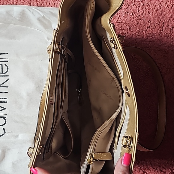 Calvin Klein Large tote Metallic Gold - Picture 2 of 4
